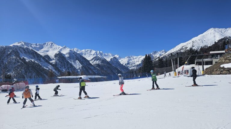 WhatsApp Image 2025-03-19 at 16.50.00 (1)